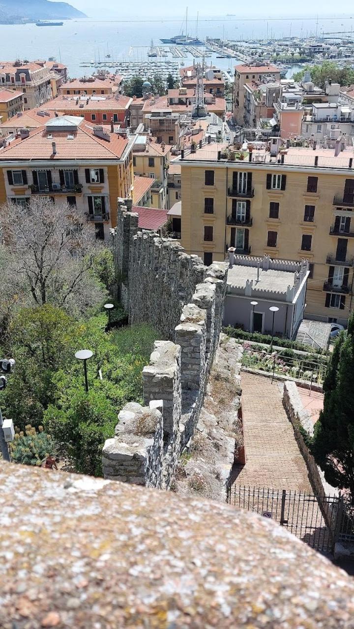 Apartamento La Finestra Sul Parco La Spezia Exterior foto